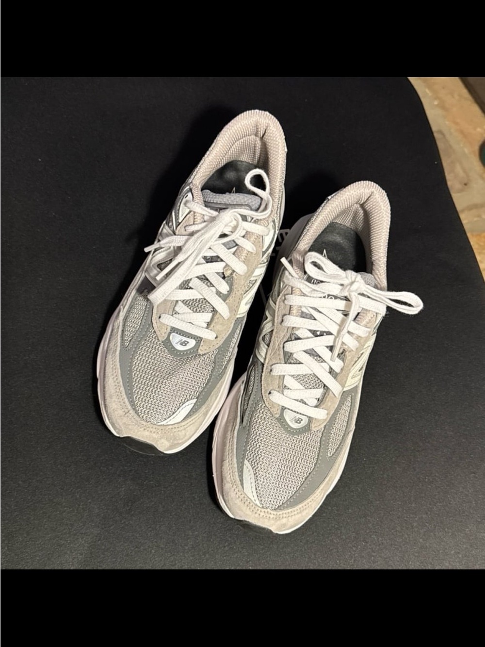 New Balance Women's 990v Size 8 New Gray